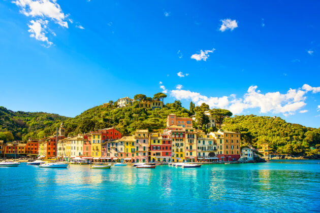 Vacker vy över Portofino i Italien.