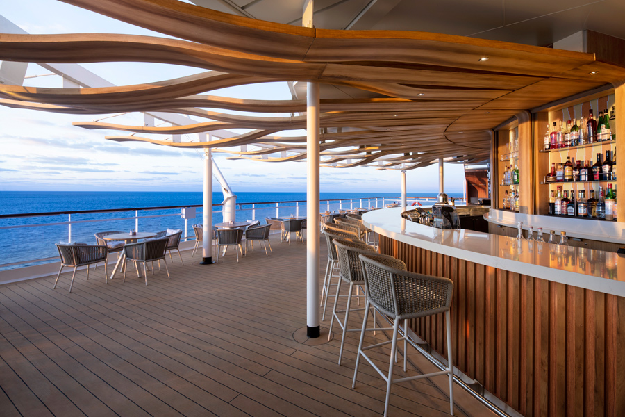 Sunset Bar ombord på Celebrity Cruises fartyg Millennium.