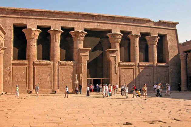 Horus tempel i Idfu, Egypten.