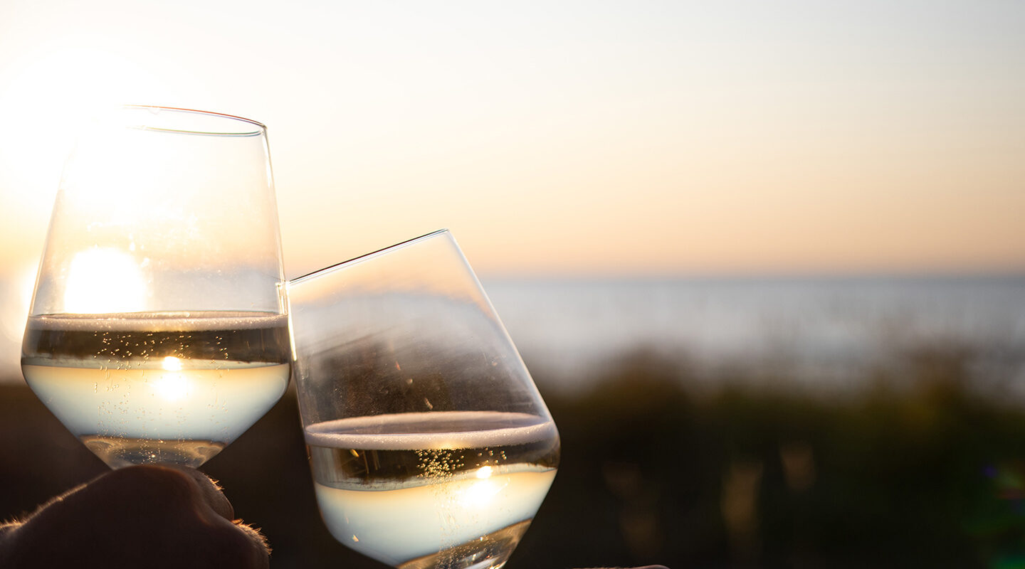 Skål i solnedgången